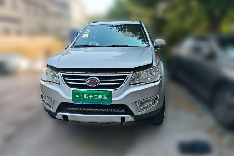 Used Land X8 2015 Explorer Edition 2.0T Gasoline 4x4 Luxury Model Front