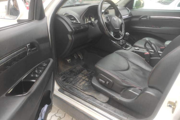Used Land X8 2015 Explorer Edition 2.0T Gasoline 4x4 Ultra-Luxury Model Driver Seat