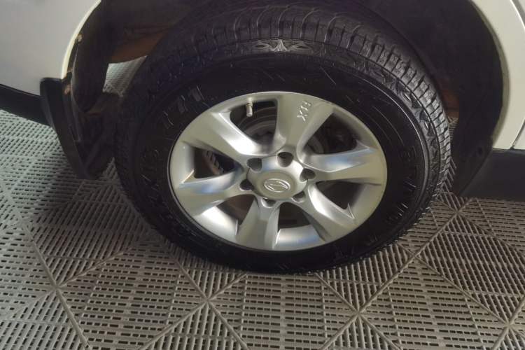 Used Land X8 2015 Explorer Edition 2.0T Gasoline 4x2 Ultra-Luxury Model Exterior 8