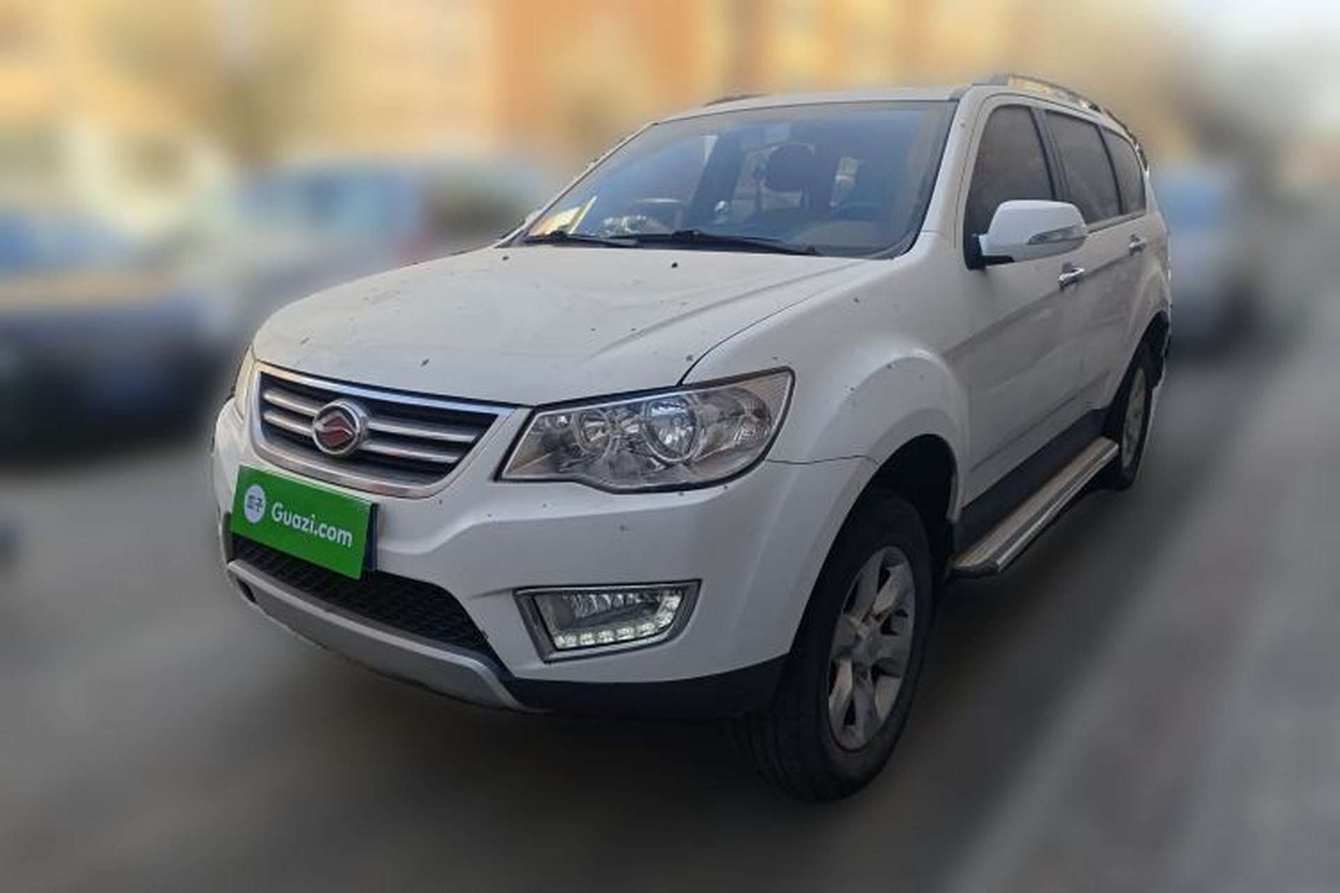 Used Land X8 2015 Explorer Edition 2.0T Gasoline 4x4 Ultra-Luxury Model Front Left 45 Deg