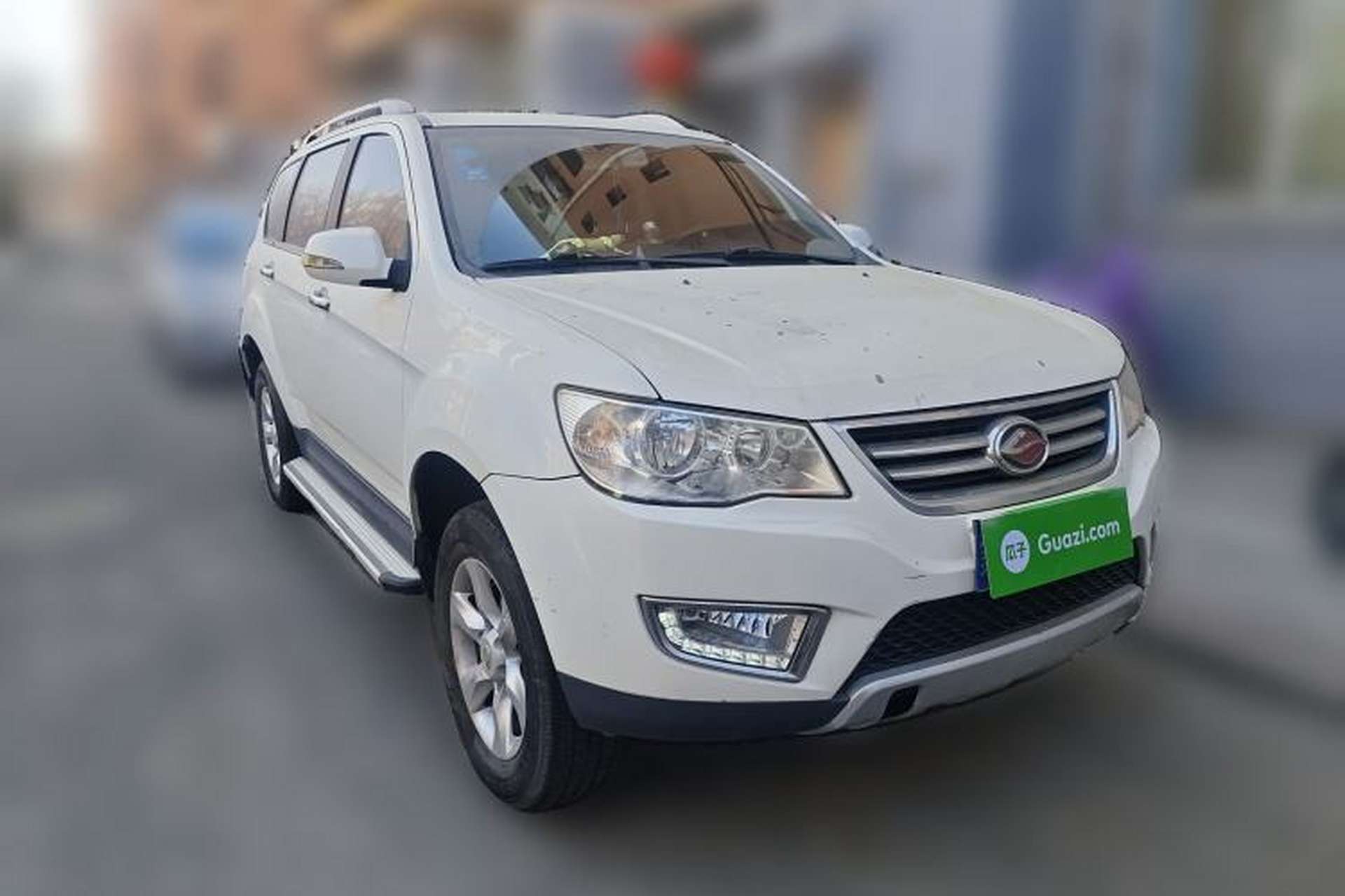 Used Land X8 2015 Explorer Edition 2.0T Gasoline 4x4 Ultra-Luxury Model Front Right 45 Deg