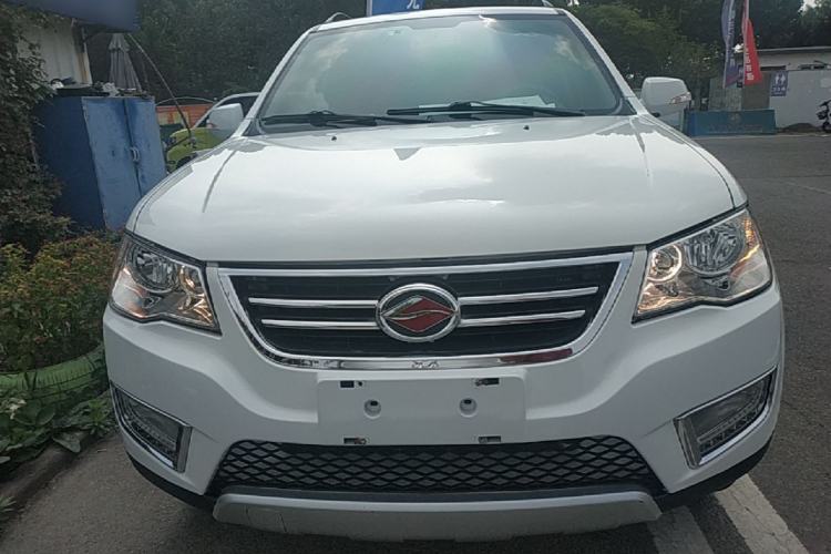 Used Land X8 2015 Explorer Edition 2.0T Gasoline 4x2 Luxury Model Front