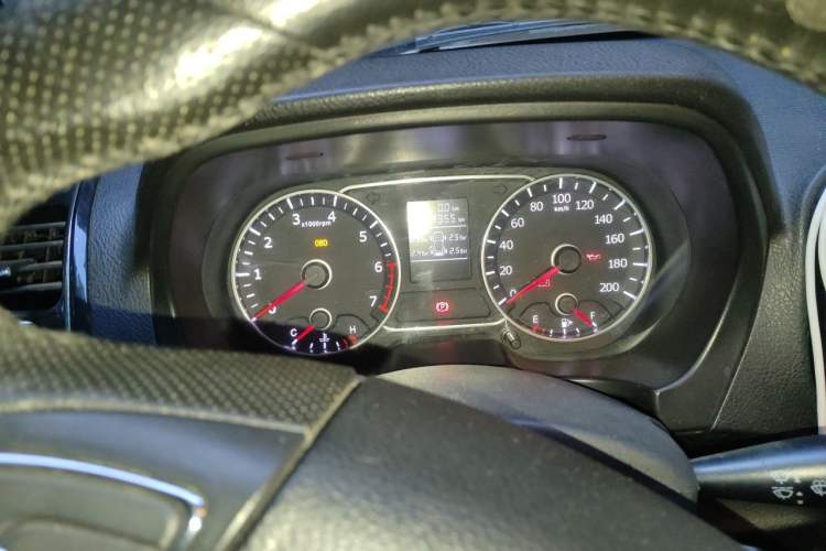Used Land X8 2015 Explorer Edition 2.0T Gasoline 4x4 Ultra-Luxury Model Instrument Cluster