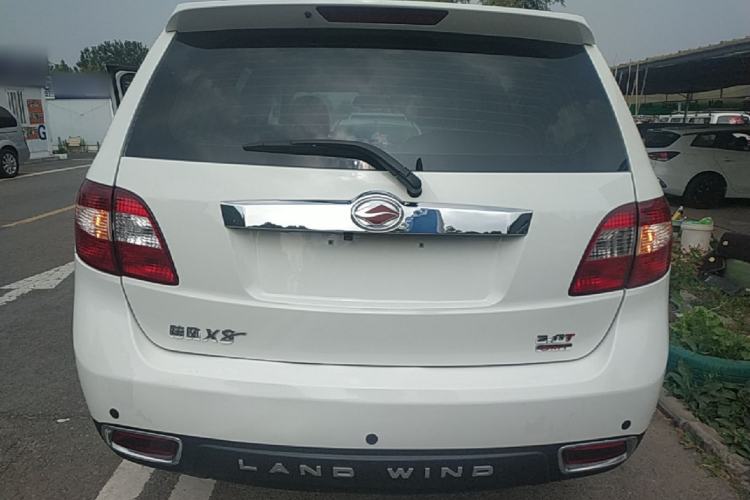 Used Land X8 2015 Explorer Edition 2.0T Gasoline 4x2 Luxury Model Rear