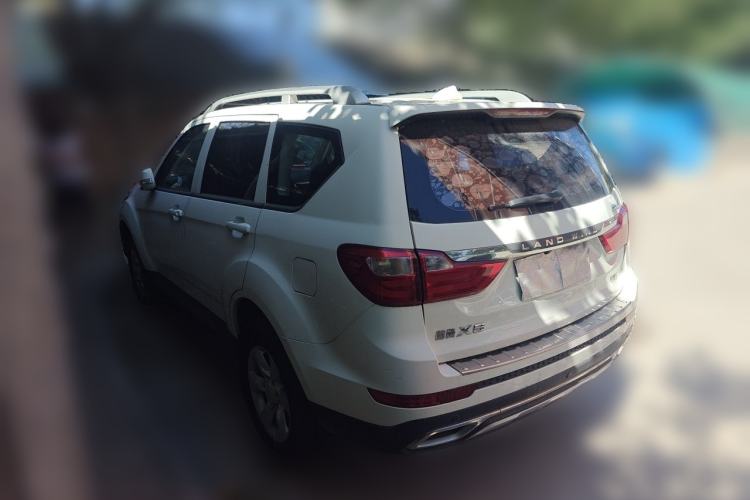 Used Land X8 2018 1.8T Gasoline 4x4 Luxury Model Rear Left 45 Deg