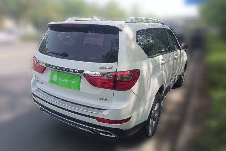 Used Land X8 2018 1.8T Gasoline 4x4 Luxury Model Rear Right 45 Deg
