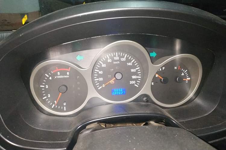 Used Land X9 2009 2.5T VM Two-Wheel Drive Diesel Version Instrument Cluster