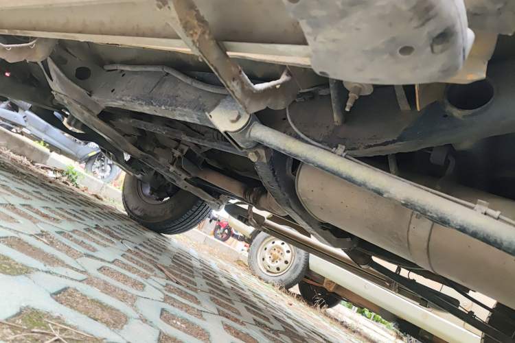 Used Land X9 2009 2.5T VM Two-Wheel Drive Diesel Version Chassis Rear Left