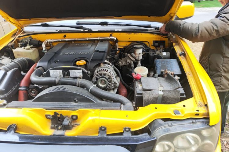 Used Land X9 2009 2.5T VM Two-Wheel Drive Diesel Version Engine Bay Left