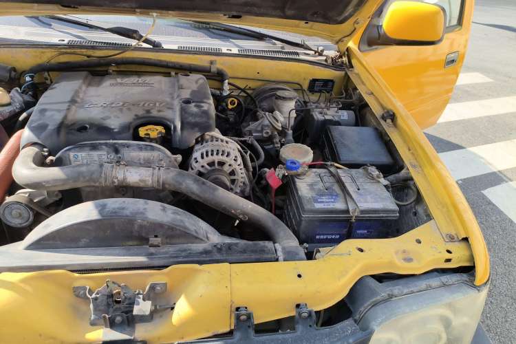 Used Land X9 2009 2.5T VM Four-Wheel Drive Diesel Version Engine Bay Left