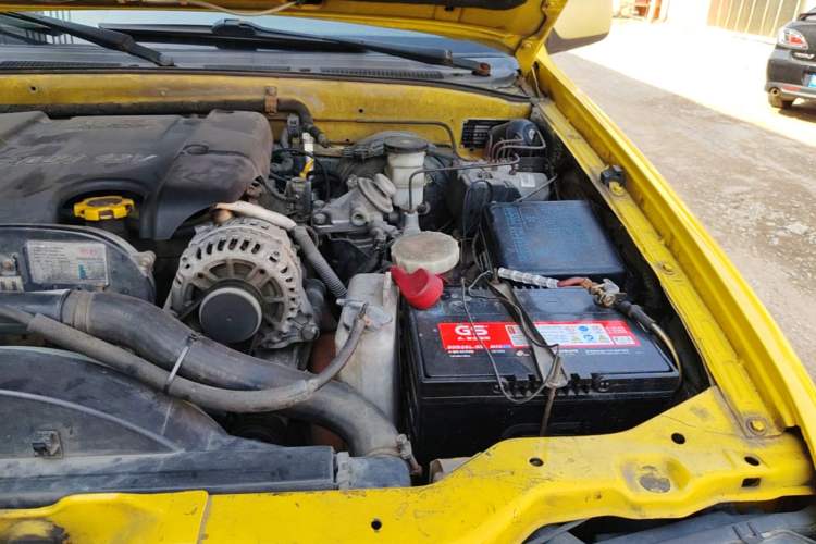 Used Land X9 2009 2.5T VM Four-Wheel Drive Diesel Version Engine Bay Left