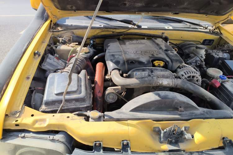 Used Land X9 2009 2.5T VM Four-Wheel Drive Diesel Version Engine Bay Right