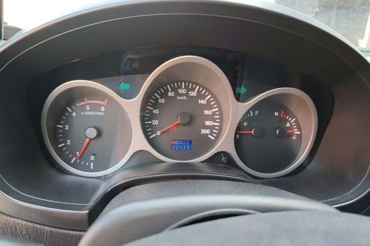 Used Land X9 2009 2.5T VM Four-Wheel Drive Diesel Version Instrument Cluster