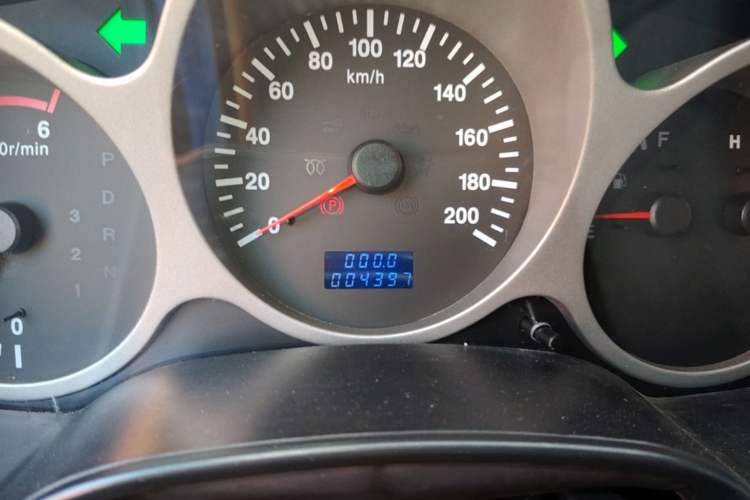 Used Land X9 2009 2.5T VM Four-Wheel Drive Diesel Version Odometer Close Up