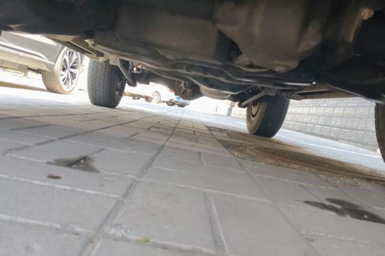 Used Land X9 2013 2.0T Four-Wheel-Drive Diesel Model Chassis Front