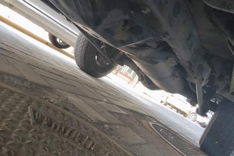 Used Land X9 2013 2.0T Four-Wheel-Drive Diesel Model Chassis Front Left