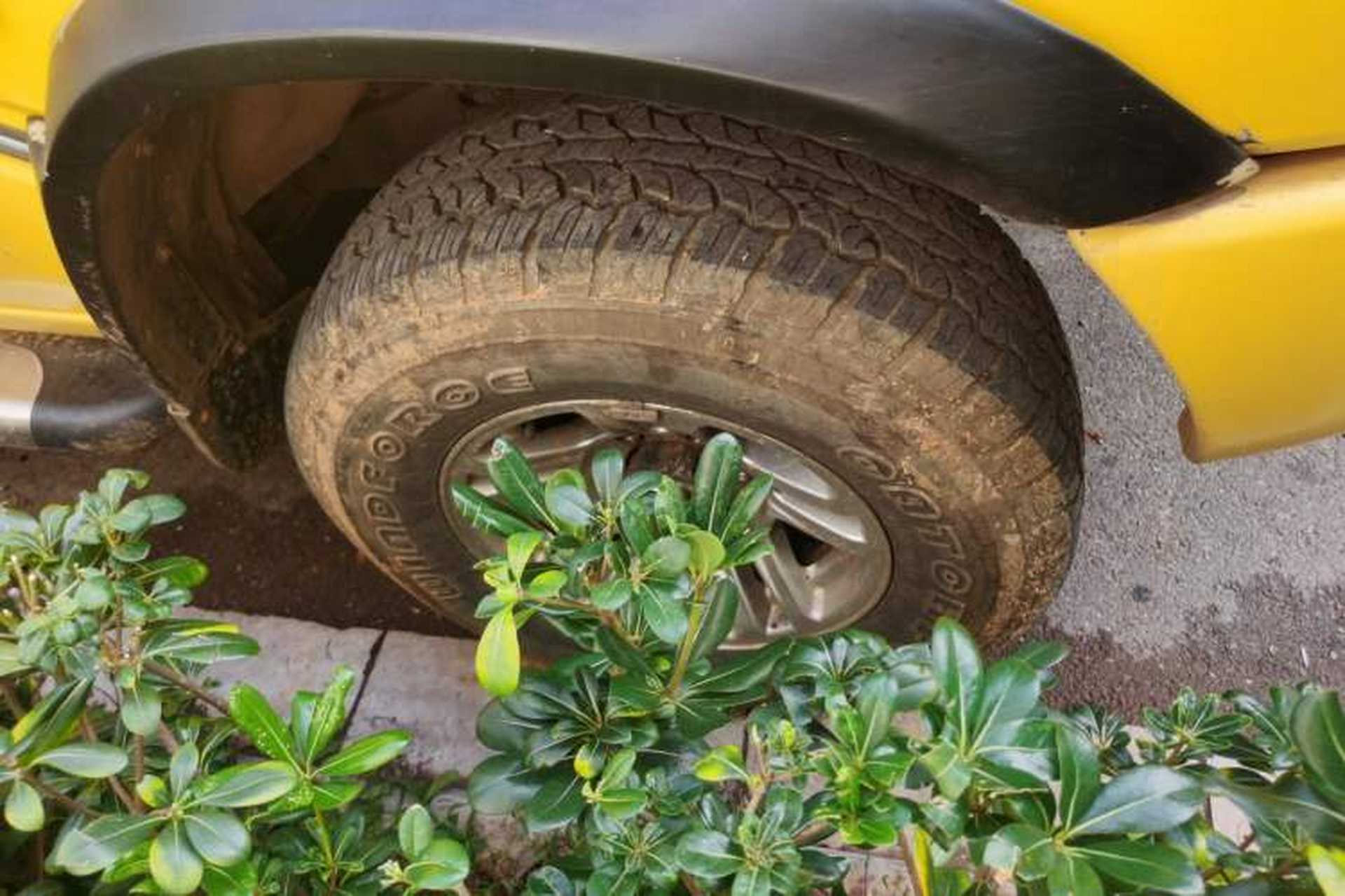 Used Land X9 2013 2.0T Four-Wheel-Drive Diesel Model Right Front Wheel Hub