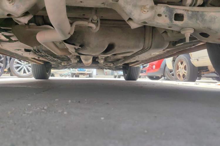 Used Land Xiaoyao 2018 1.5T Manual Panoramic Golden Edition Chassis Rear