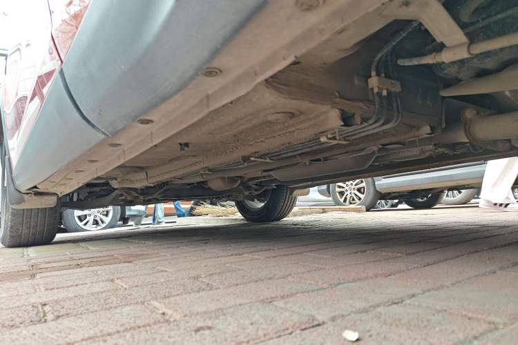 Used Land Xiaoyao 2018 1.5T Manual Silver Edition Chassis Rear Left