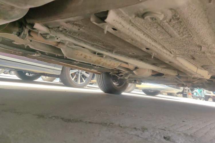 Used Land Xiaoyao 2018 1.5T Manual Panoramic Golden Edition Chassis Rear Right