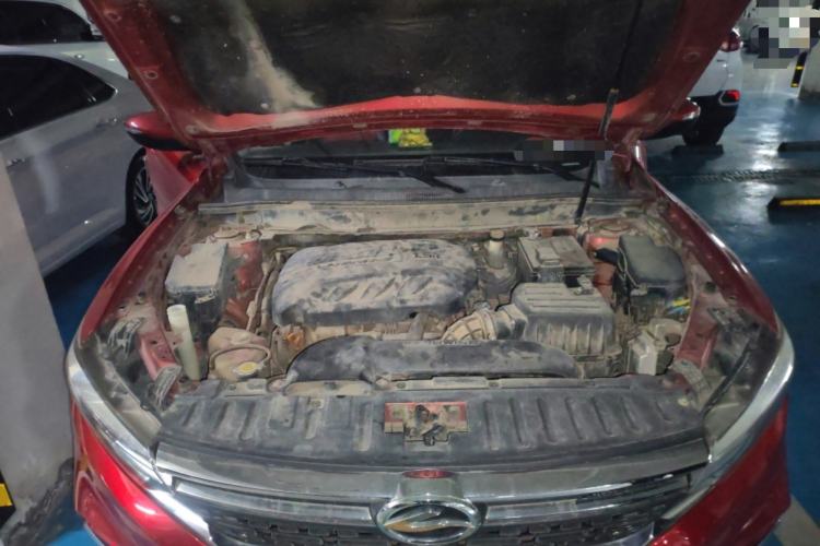 Used Land Xiaoyao 2018 1.5T Manual Silver Edition Engine Bay
