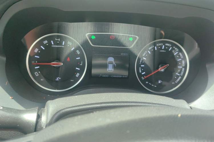 Used Land Xiaoyao 2018 1.5T Manual Panoramic Golden Edition Instrument Cluster