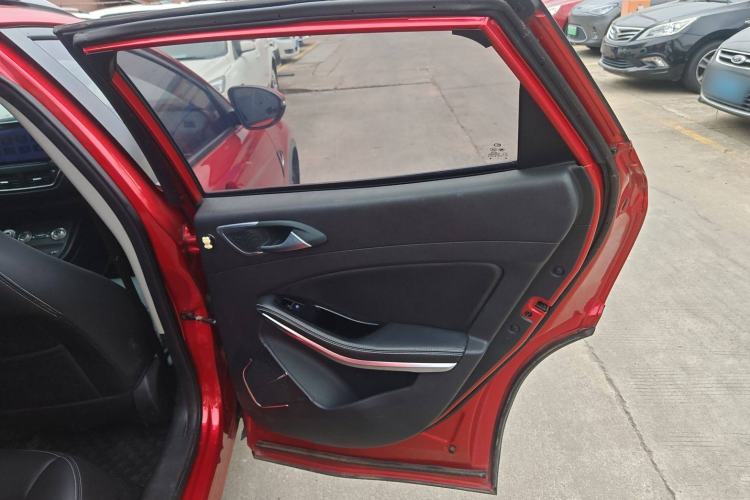 Used Land Xiaoyao 2018 1.5 GTDI Manual Silver Edition Interior 6