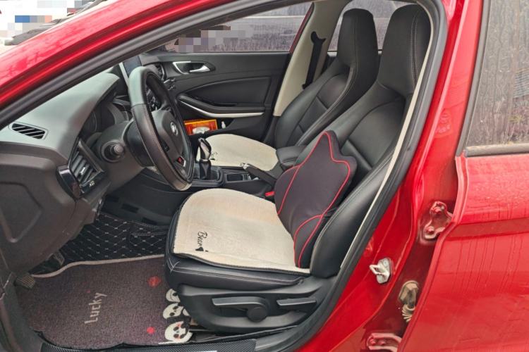 Used Land Xiaoyao 2018 1.5T Manual Silver Edition Left Front Seat