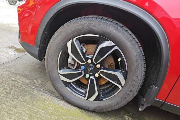 Used Land Xiaoyao 2018 1.5GTDI CVT Panoramic Silver Edition Left Front Wheel Hub
