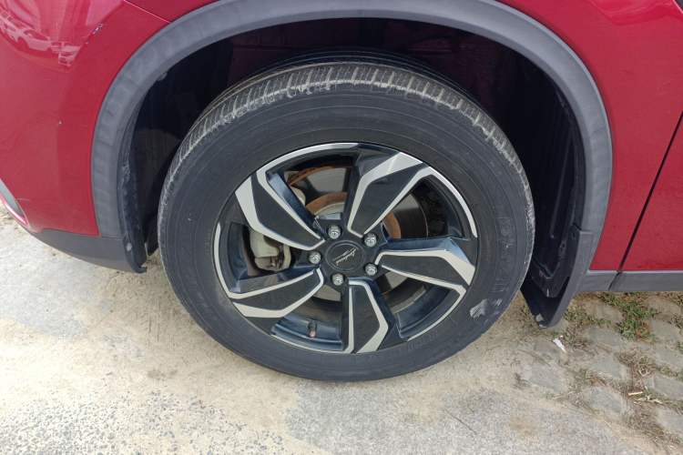 Used Land Xiaoyao 2018 1.5T Manual Silver Edition Left Front Wheel Hub
