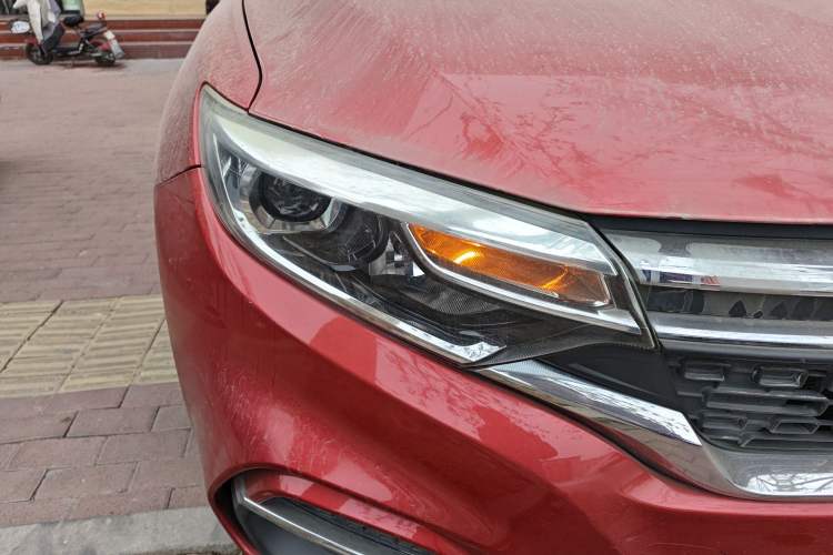 Used Land Xiaoyao 2018 1.5T Manual Silver Edition Right Front Headlight