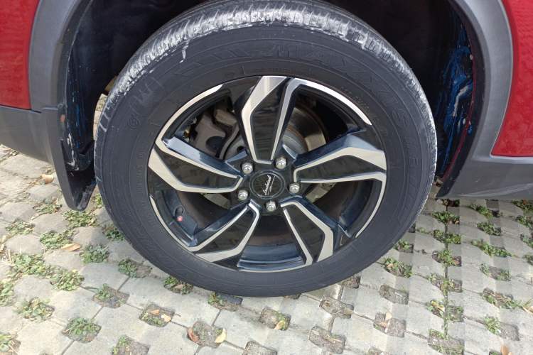 Used Land Xiaoyao 2018 1.5T Manual Silver Edition Right Rear Wheel Hub
