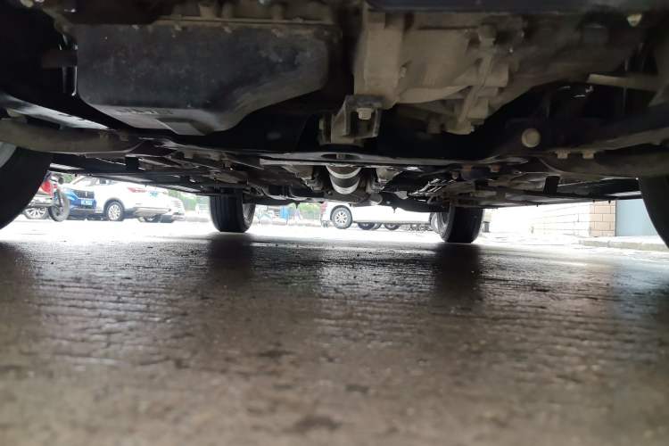 Used Land Xiaoyao 2018 1.5 GTDI Manual Silver Edition Chassis Front