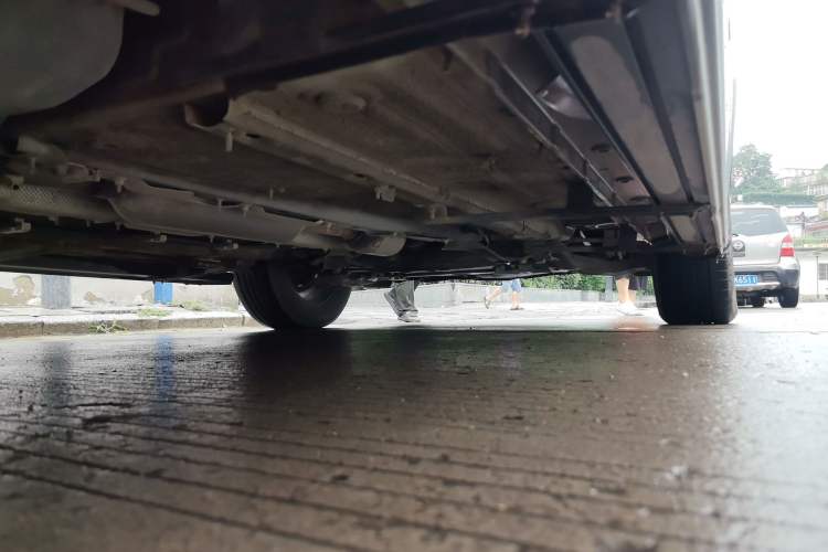 Used Land Xiaoyao 2018 1.5 GTDI Manual Silver Edition Chassis Rear Right