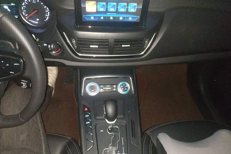 Used Land Xiaoyao 2018 Revised Version 1.5 GTDI CVT Panoramic Golden Edition Audio And AC Panel