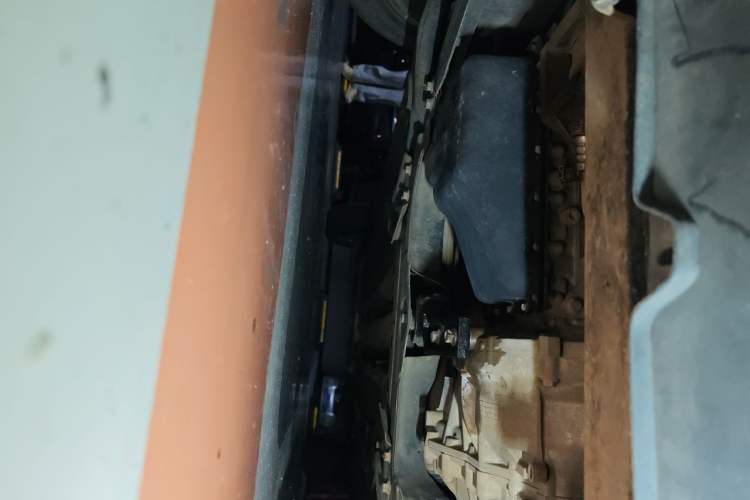 Used Land Xiaoyao 2018 1.5 GTDI Manual Silver Edition Chassis Front