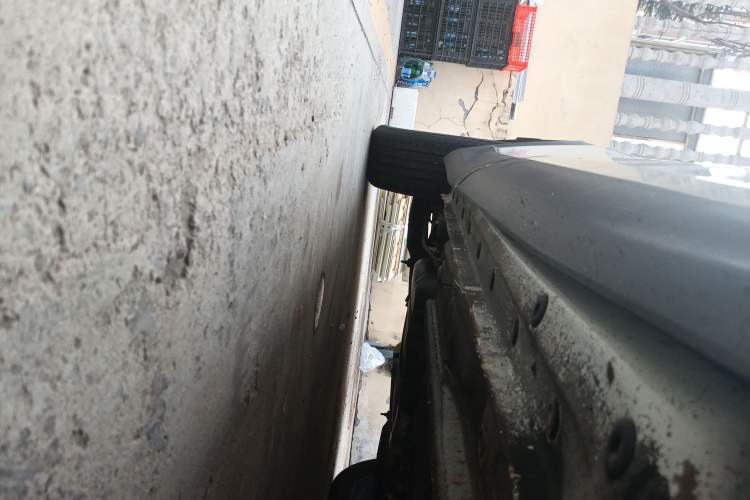Used Land Xiaoyao 2018 1.5 GTDI Manual Silver Edition Chassis Front Right