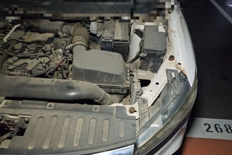 Used Land Xiaoyao 2018 1.5 GTDI Manual Silver Edition Engine Bay Left
