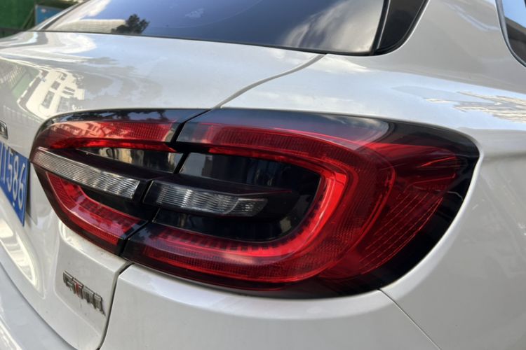 Used Land Xiaoyao 2018 1.5 GTDI Manual Silver Edition Exterior 12