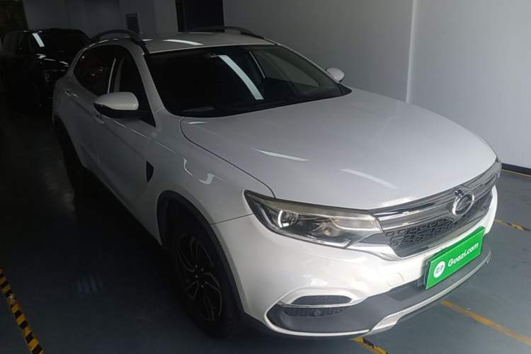Used Land Xiaoyao 2018 1.5 GTDI Manual Silver Edition Front Right 45 Deg
