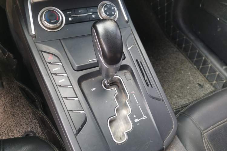 Used Land Xiaoyao 2018 Revised Version 1.5 GTDI CVT Panoramic Golden Edition Gear Lever