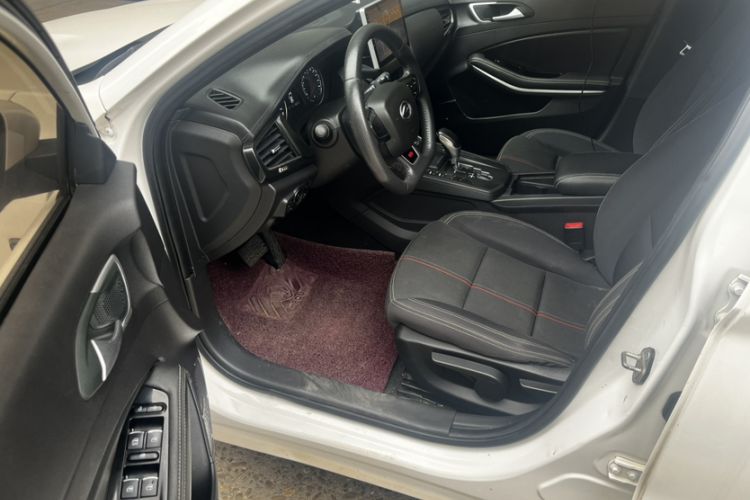 Used Land Xiaoyao 2018 1.5GTDI CVT Panoramic Silver Edition Interior 2