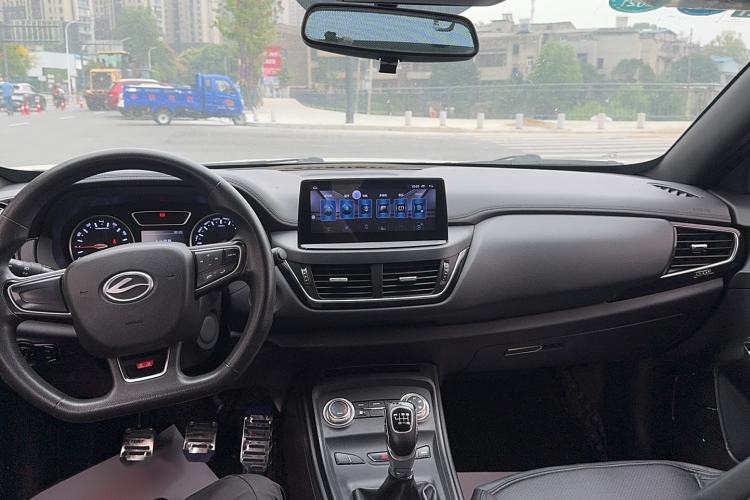 Used Land Xiaoyao 2018 1.5 GTDI Manual Panoramic Gold Edition Interior 3