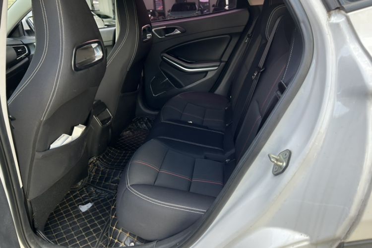 Used Land Xiaoyao 2018 1.5 GTDI Manual Silver Edition Interior 9
