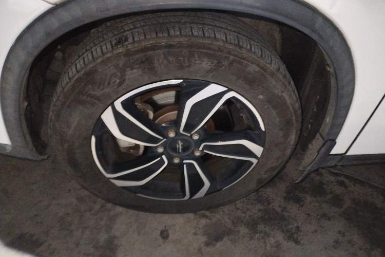 Used Land Xiaoyao 2018 Revised Version 1.5 GTDI CVT Panoramic Golden Edition Left Front Wheel Hub