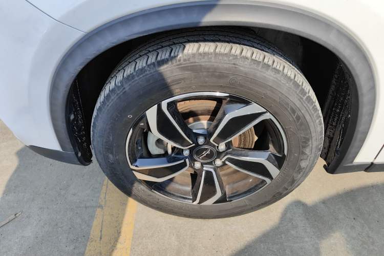 Used Land Xiaoyao 2018 1.5GTDI CVT Panoramic Silver Edition Left Front Wheel Hub