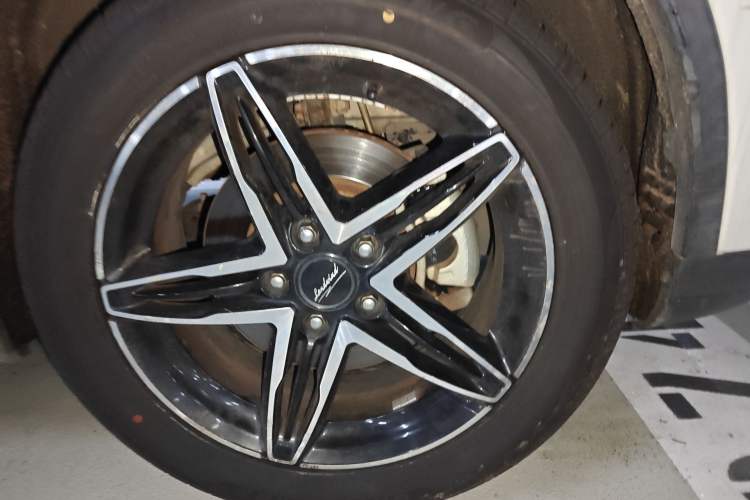 Used Land Xiaoyao 2018 1.5 GTDI CVT Panoramic Platinum Edition Right Front Wheel Hub