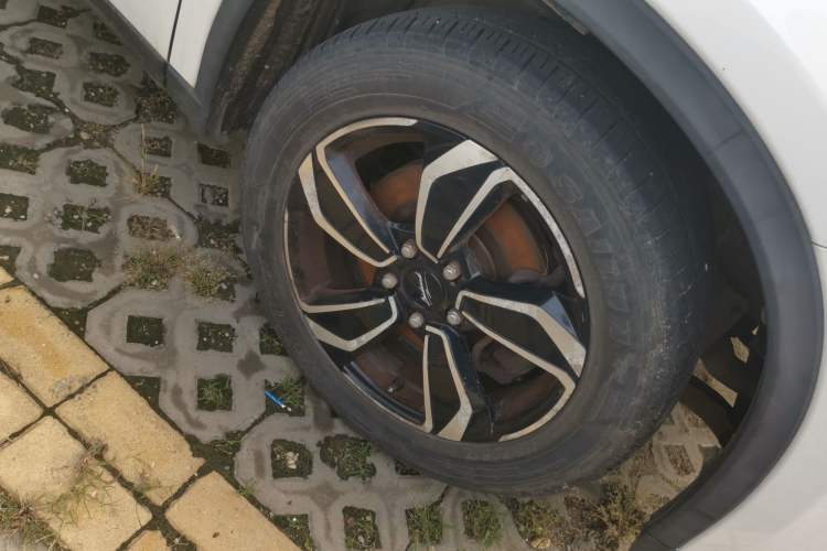 Used Land Xiaoyao 2018 Revised Version 1.5 GTDI CVT Panoramic Golden Edition Right Front Wheel Hub
