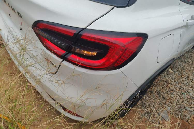 Used Land Xiaoyao 2018 1.5 GTDI Manual Panoramic Gold Edition Right Rear Taillight