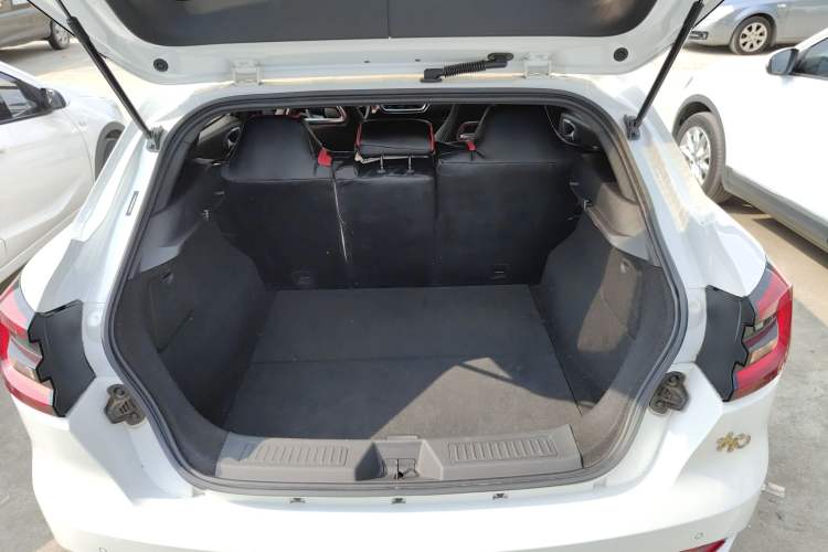 Used Land Xiaoyao 2018 1.5GTDI CVT Panoramic Silver Edition Trunk